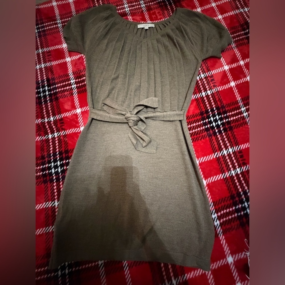 LOFT Olive Mini Dress with Belt - Picture 3 of 6